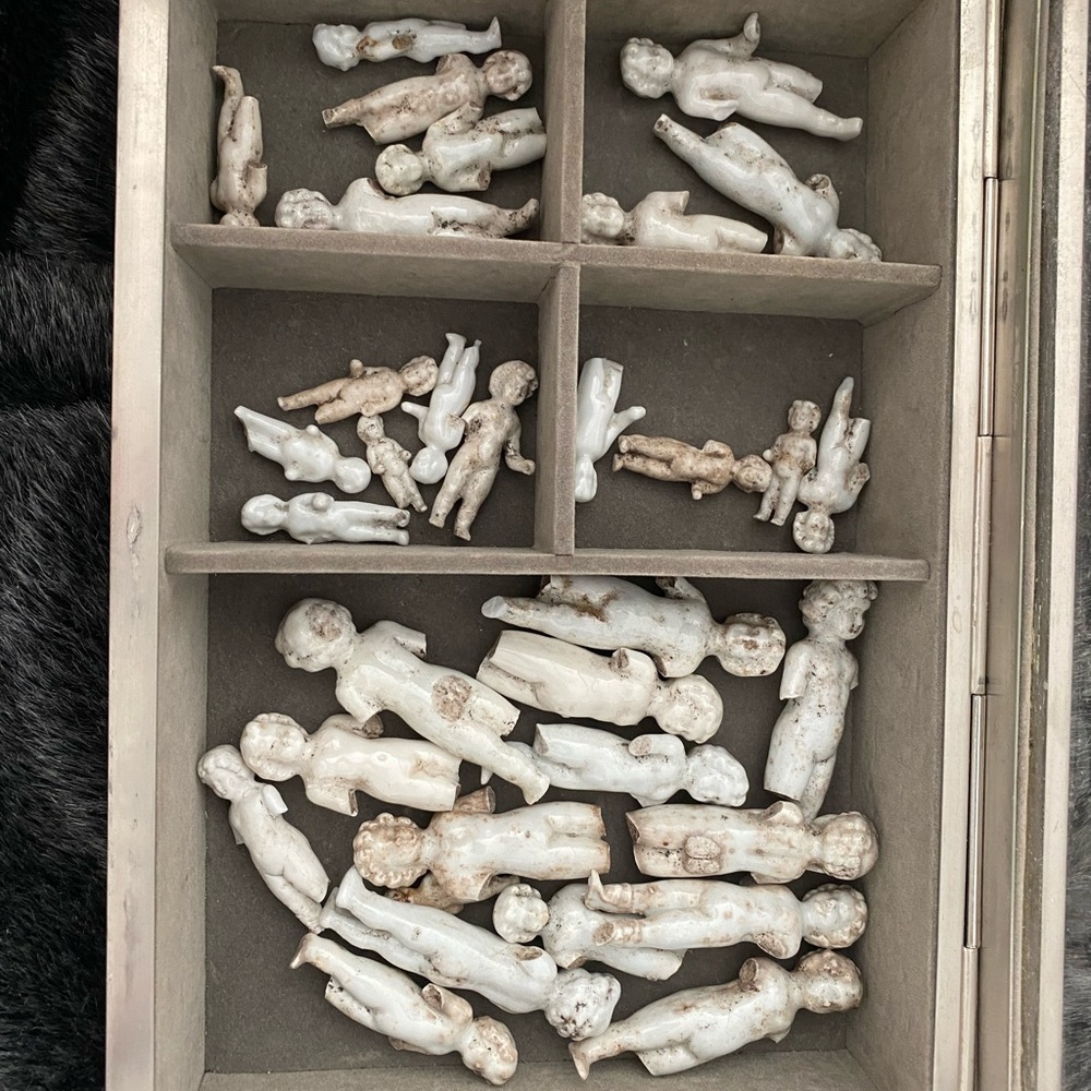 Frozen Charlotte German dolls 32 pieces